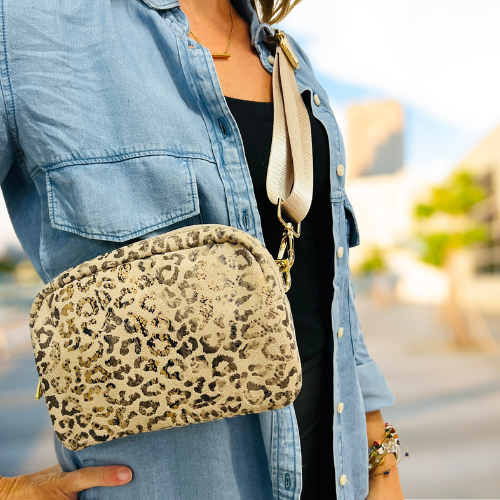 Vegan Leopard Camera Hip Bag – Thomas and Lee Company