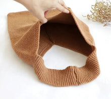 Load image into Gallery viewer, Crochet Shoulder Bag