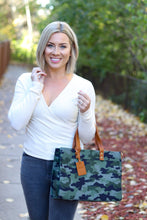Load image into Gallery viewer, Tara Quilted Structured Book Tote