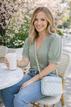 Load image into Gallery viewer, SueEllen Quilted Small Crossbody Bag with Gold Chain Strap