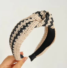Load image into Gallery viewer, Ric Rac Crochet Headband