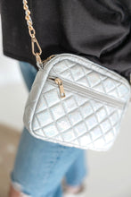 Load image into Gallery viewer, SueEllen Quilted Small Crossbody Bag with Gold Chain Strap
