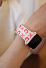Load image into Gallery viewer, Valentine&#39;s  Apple Watch Band
