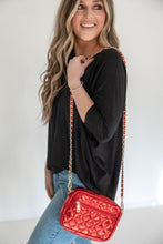 Load image into Gallery viewer, SueEllen Quilted Small Crossbody Bag with Gold Chain Strap
