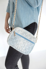 Load image into Gallery viewer, SueEllen Quilted Small Crossbody Bag with Gold Chain Strap

